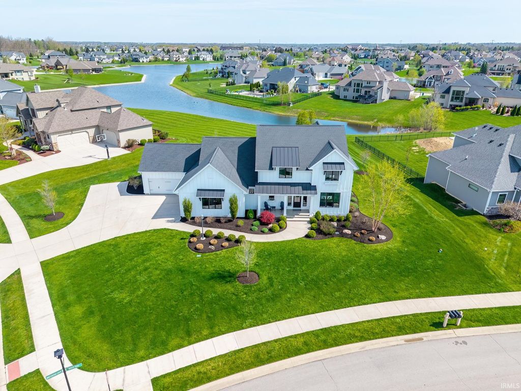 Photo of 3095 Laurel Springs Drive, Fort Wayne, IN 46814 (MLS # 202614302)