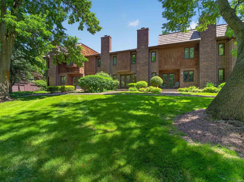 Photo of 6730 Quail Ridge Lane, Fort Wayne, IN 46804 (MLS # 202622027)