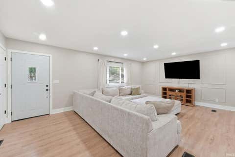 Tiny photo for 1408 W Boulevard, Kokomo, IN 46902 (MLS # 202634010)