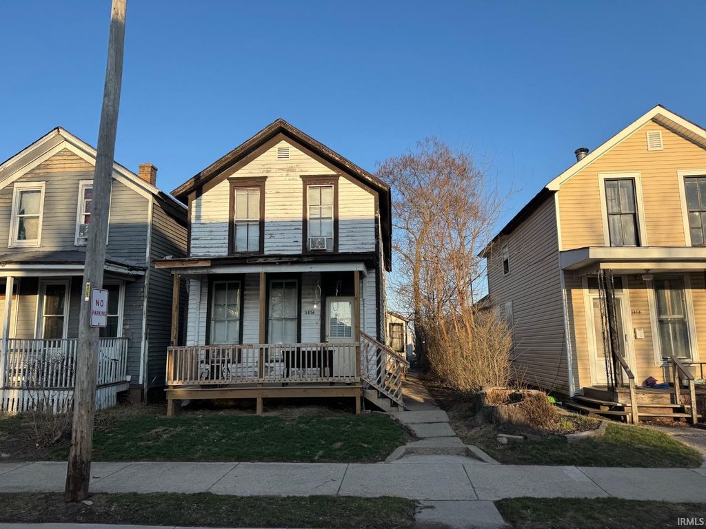 Photo of 1416 N Harrison Street, Fort Wayne, IN 46808 (MLS # 202607833)