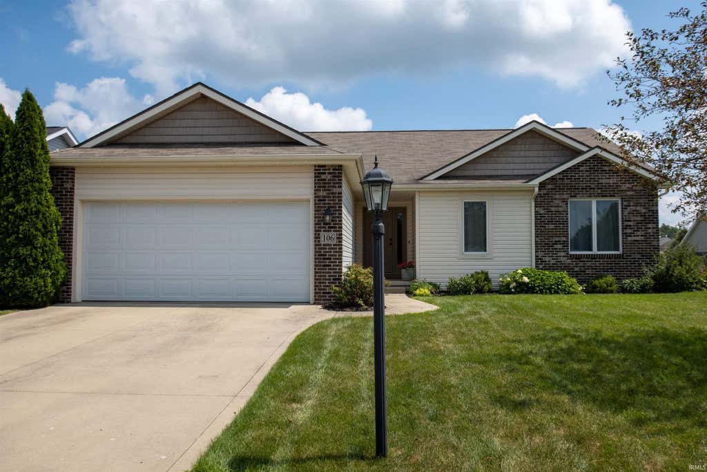 Photo of 106 Tamarack Drive, Wakarusa, IN 46573 (MLS # 202632314)