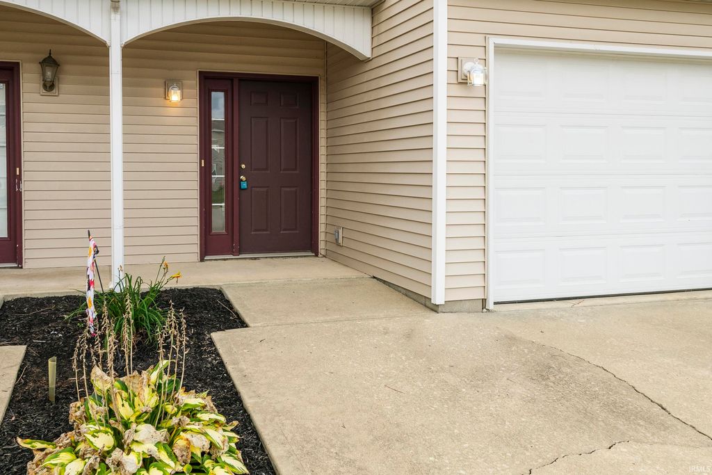 Photo of 5713 W Monarch Court, Bloomington, IN 47403 (MLS # 202548049)