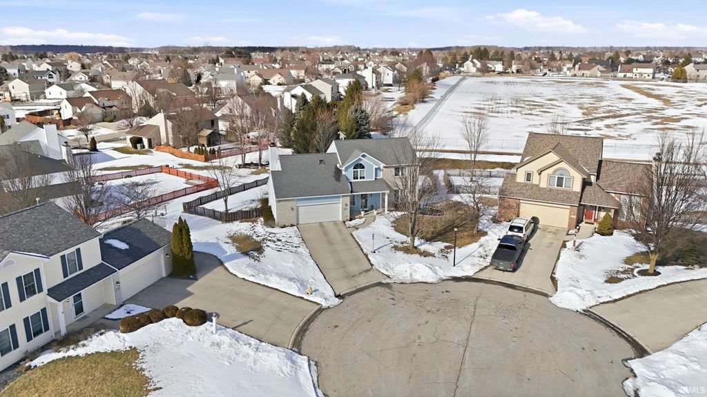 Photo of 3110 Acorn Court, Fort Wayne, IN 46814 (MLS # 202606032)