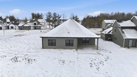 Tiny photo for 1334 Arthur Heights Drive, Fort Wayne, IN 46818 (MLS # 202600950)