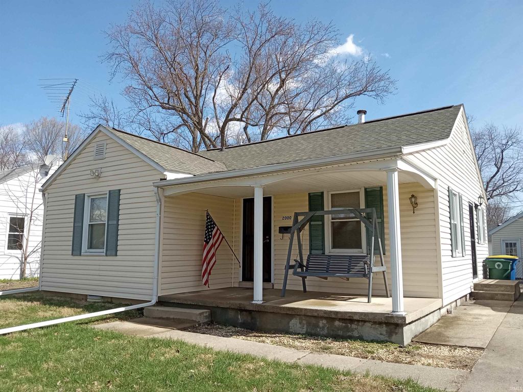 Photo of 2000 N Rosewood Avenue, Muncie, IN 47304 (MLS # 202606262)