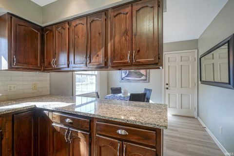 Tiny photo for 601 Old Farm Road, Lafayette, IN 47909 (MLS # 202605603)