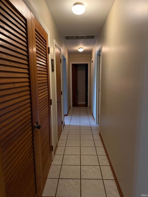 Tiny photo for 1052 N 400 W Road, Kokomo, IN 46901 (MLS # 202640774)