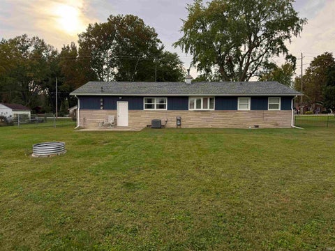 Tiny photo for 1052 N 400 W Road, Kokomo, IN 46901 (MLS # 202640774)