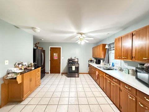 Tiny photo for 1052 N 400 W Road, Kokomo, IN 46901 (MLS # 202640774)