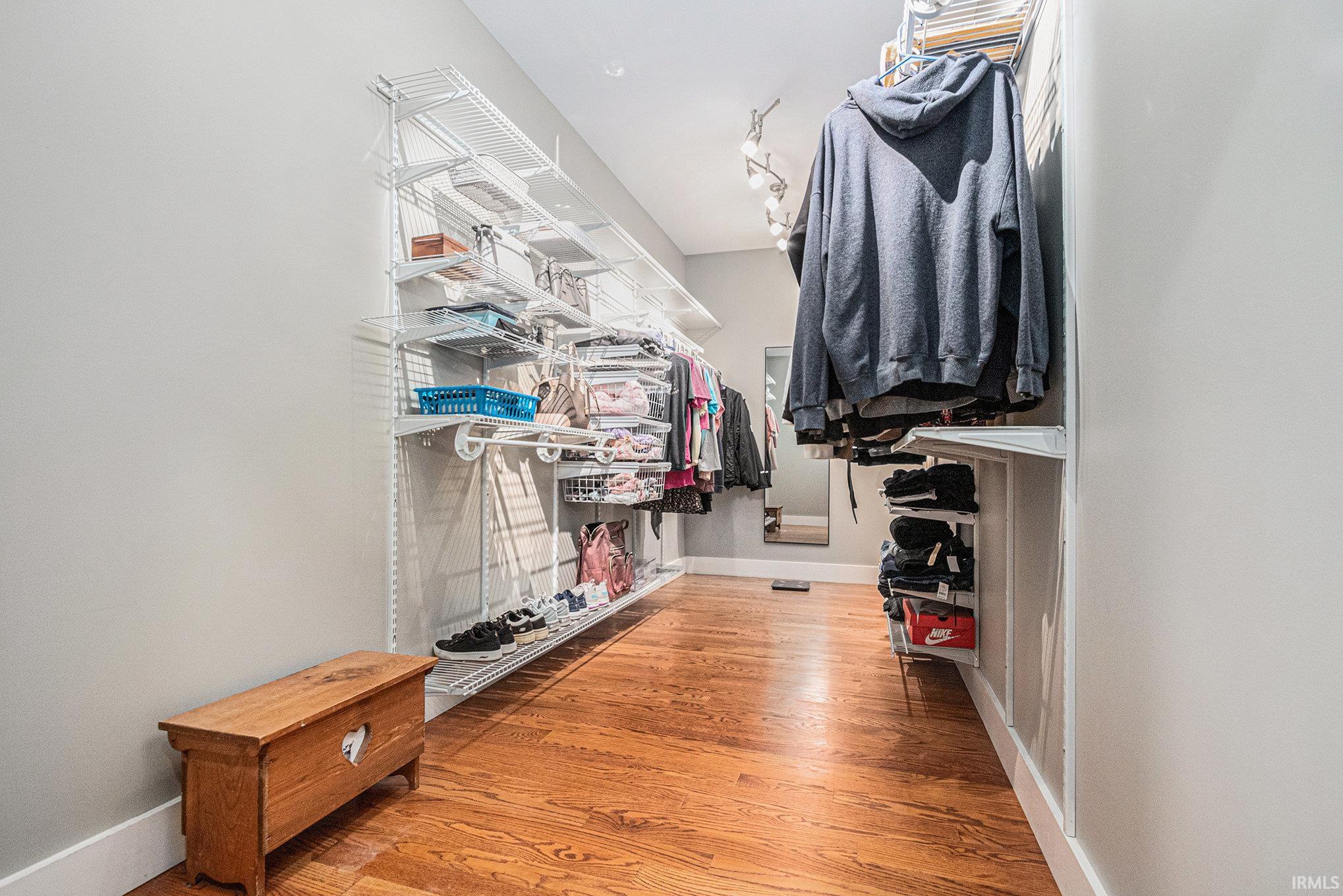 Mill Creek, Indiana 46365, United States, 3 Bedrooms Bedrooms, ,3 BathroomsBathrooms,Residential,Active,164876