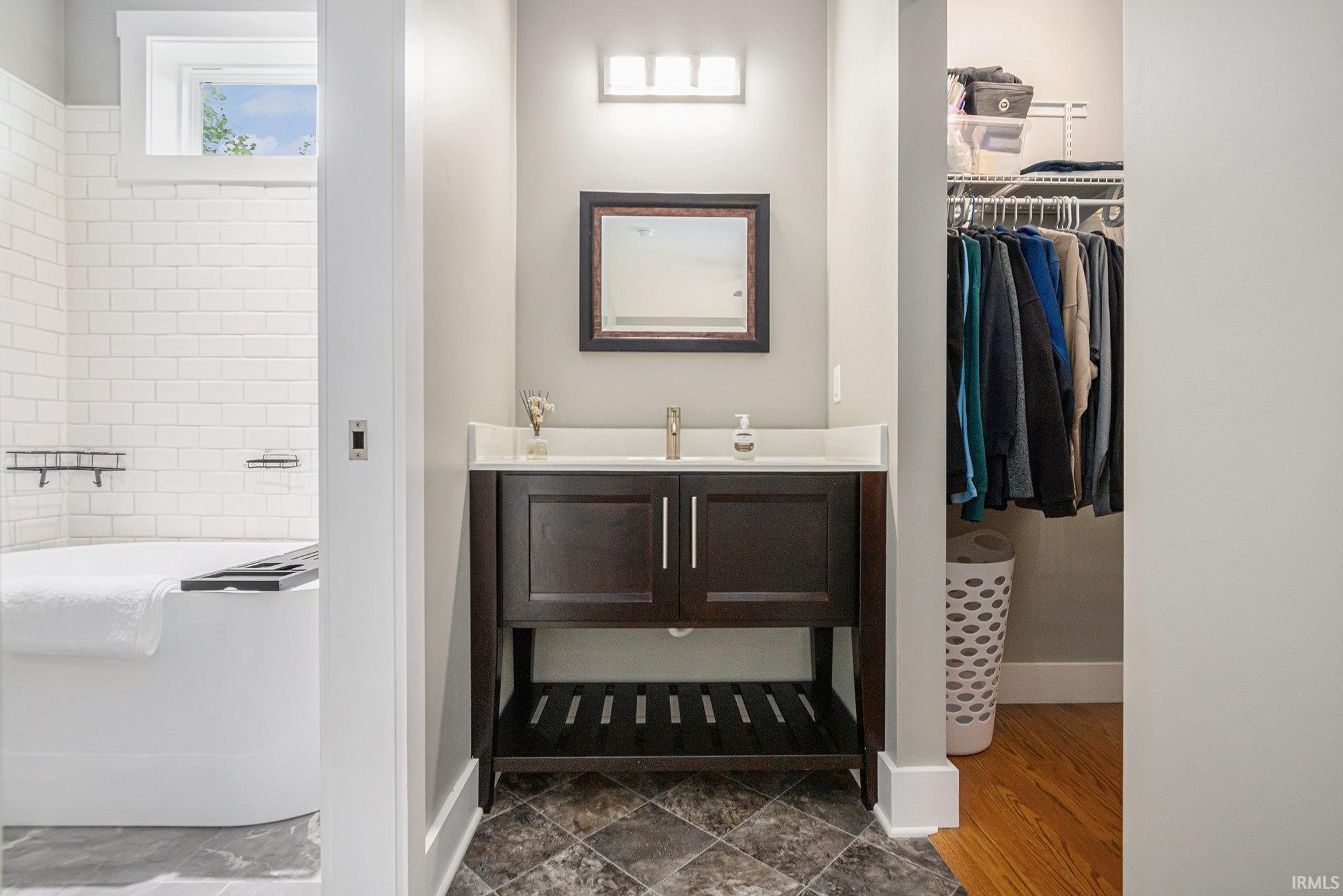 Mill Creek, Indiana 46365, United States, 3 Bedrooms Bedrooms, ,3 BathroomsBathrooms,Residential,Active,164876