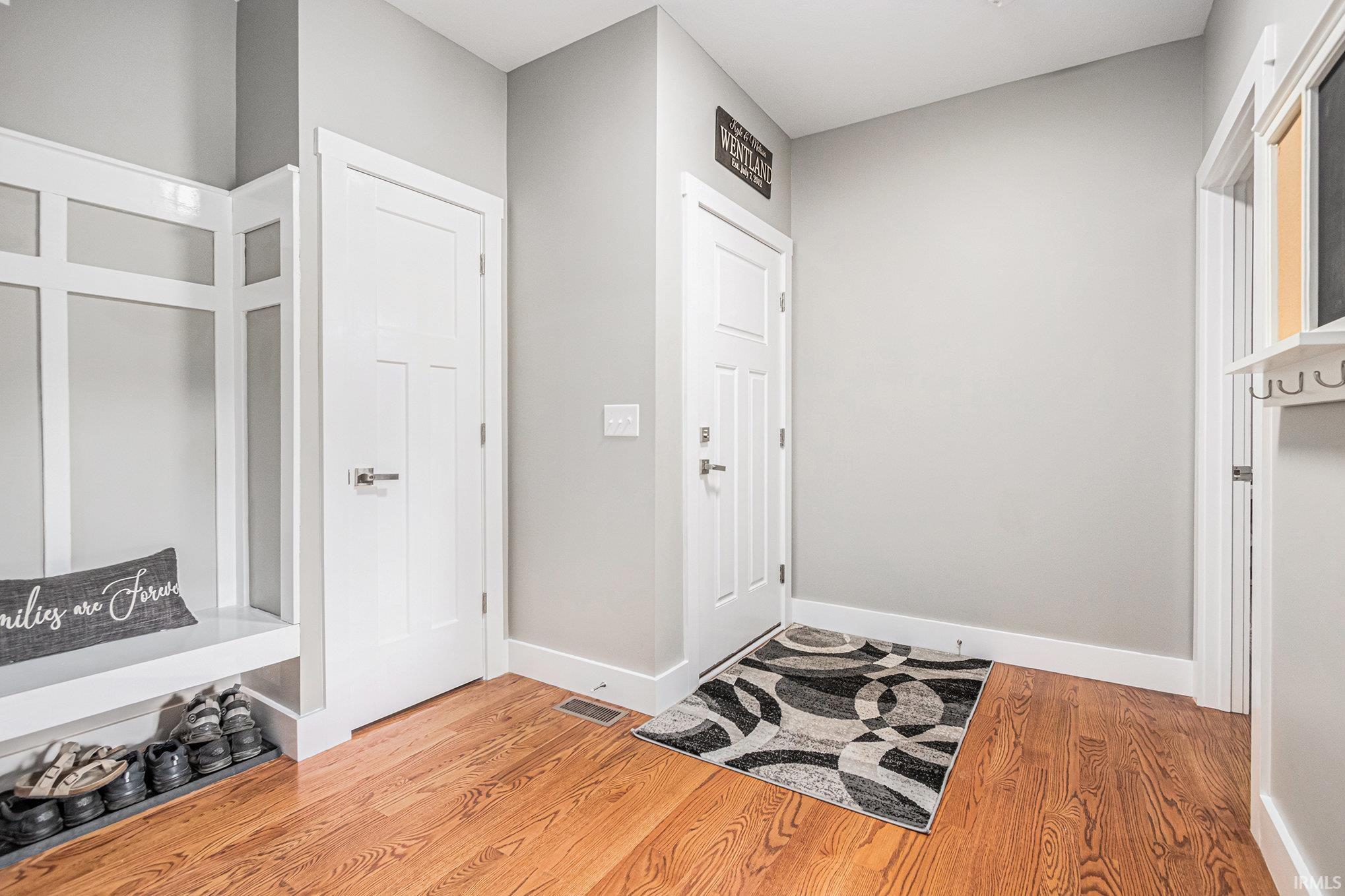 Mill Creek, Indiana 46365, United States, 3 Bedrooms Bedrooms, ,3 BathroomsBathrooms,Residential,Active,164876