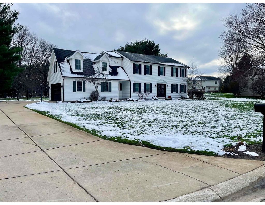 Photo of 58155 Deer Trail Court, Granger, IN 46530 (MLS # 202608981)