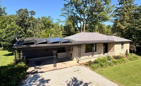 Photo of 816 S Anna Lee Lane, Bloomington, IN 47403 (MLS # 202625077)