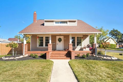 Photo of 211 S Elm Street, Columbia City, IN 46725 (MLS # 202541031)