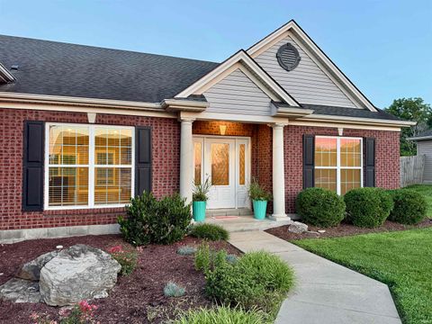Tiny photo for 3043 Paradise Circle, Newburgh, IN 47630 (MLS # 202624476)