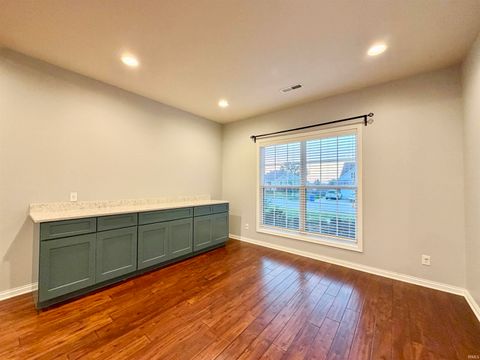 Tiny photo for 3043 Paradise Circle, Newburgh, IN 47630 (MLS # 202624476)