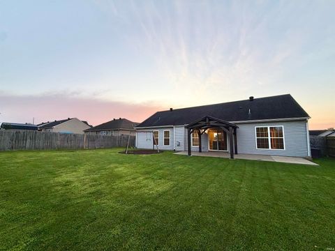 Tiny photo for 3043 Paradise Circle, Newburgh, IN 47630 (MLS # 202624476)