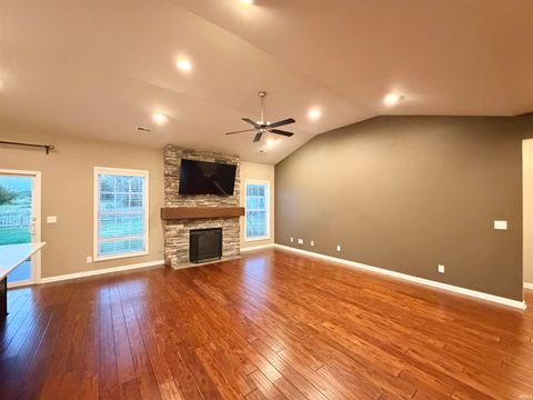 Tiny photo for 3043 Paradise Circle, Newburgh, IN 47630 (MLS # 202624476)