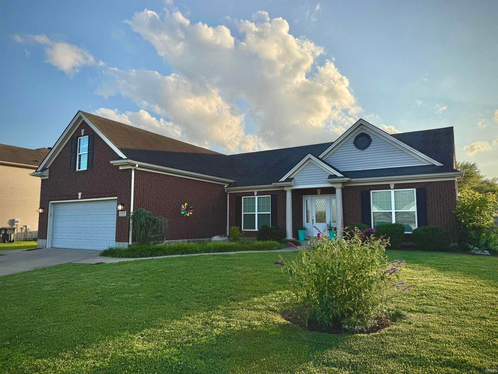Photo of 3043 Paradise Circle, Newburgh, IN 47630 (MLS # 202624476)