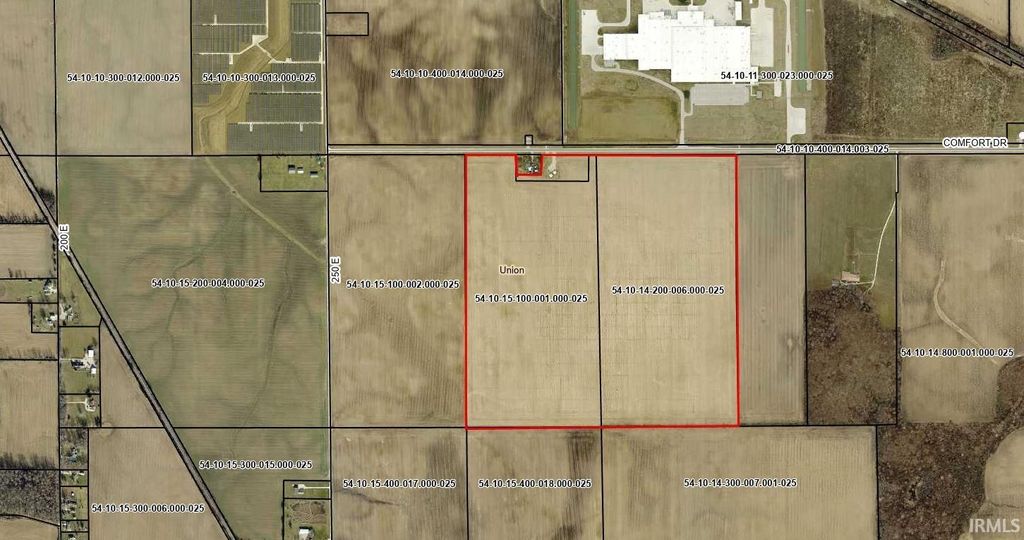 Photo of 0 200 S St, Crawfordsville, IN 47933 (MLS # 202546121)