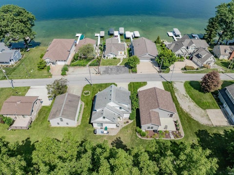 Tiny photo for 824 South Clear Lake Drive, Fremont, IN 46737 (MLS # 202634767)