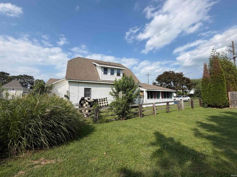 Tiny photo for 712 I Street, Bedford, IN 47421 (MLS # 202638793)