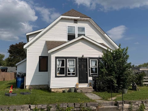 Photo of 712 I Street, Bedford, IN 47421 (MLS # 202638793)