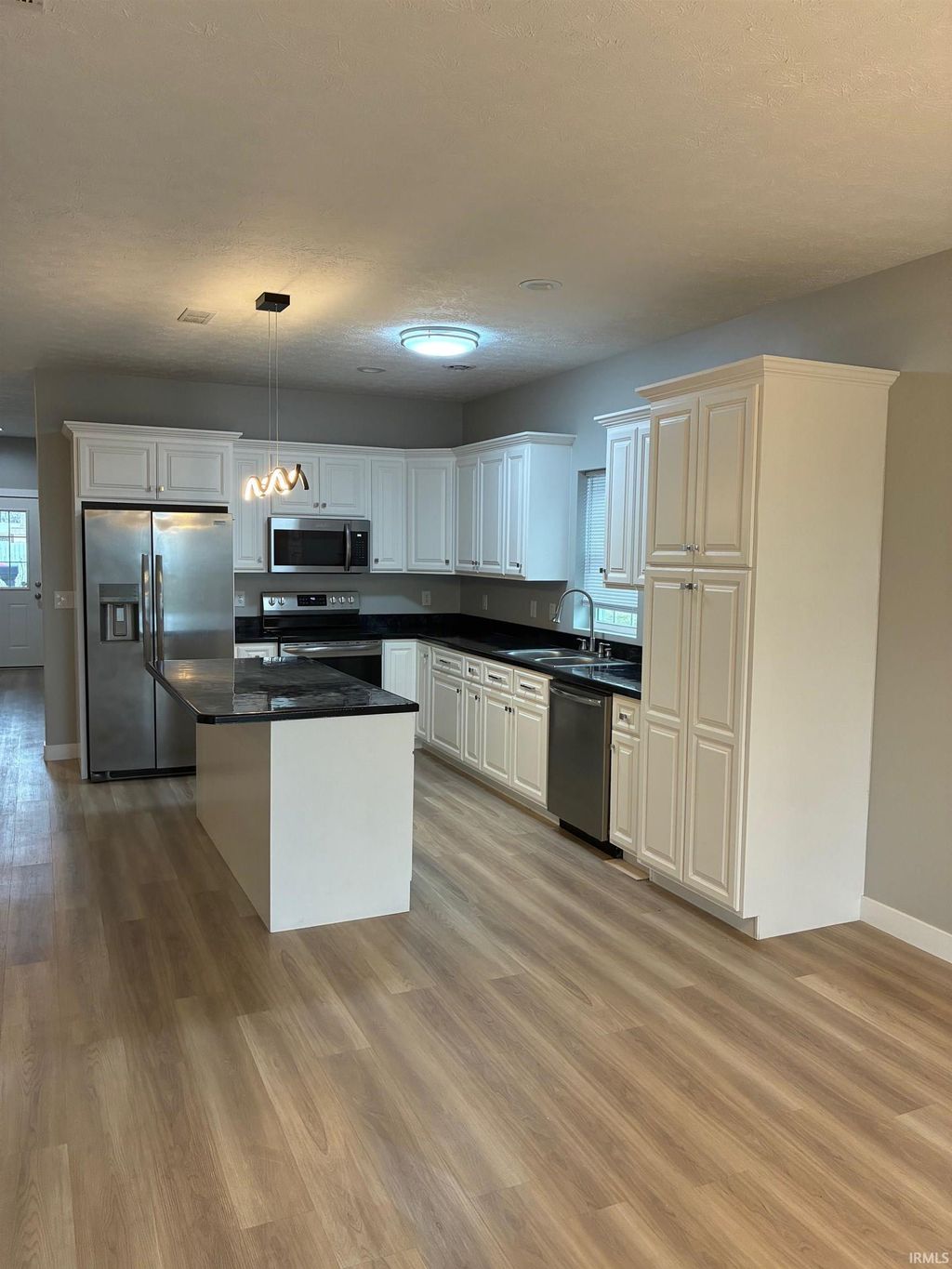 Photo of 333 S 12th Street, Vincennes, IN 47591 (MLS # 202549811)