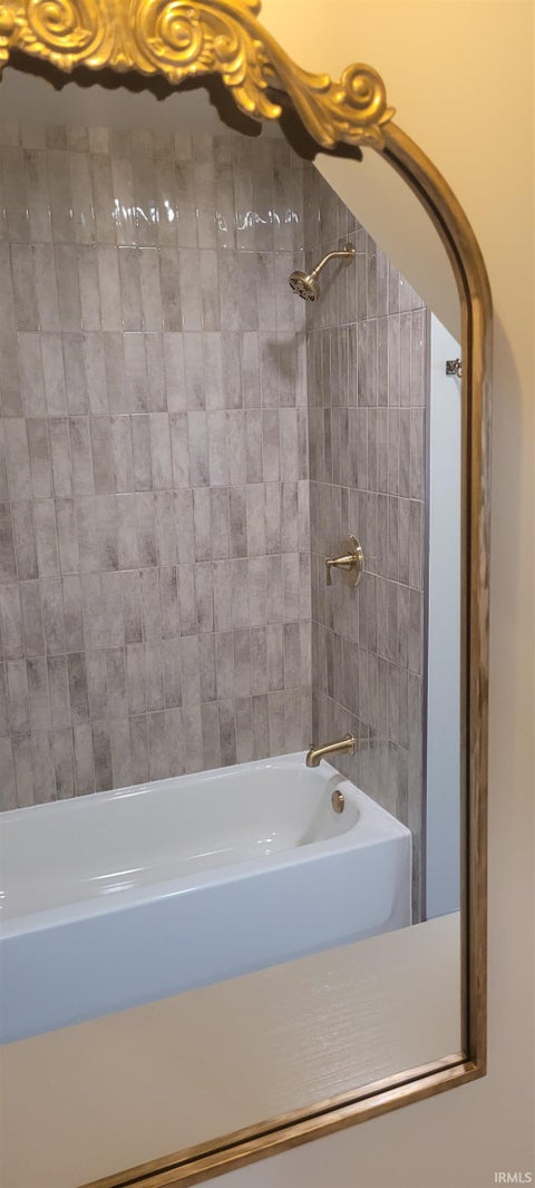 Tiny photo for 730 Jackson Street, Mishawaka, IN 46544 (MLS # 202627714)