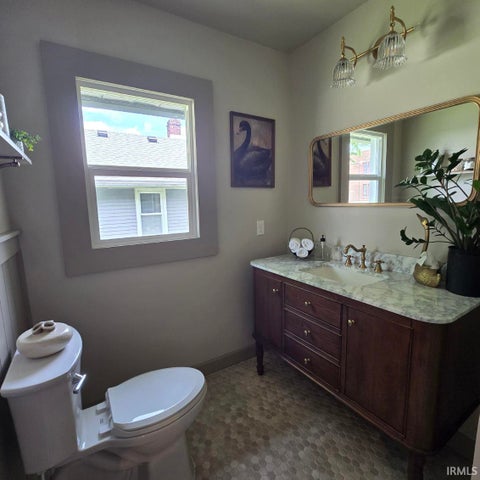 Tiny photo for 730 Jackson Street, Mishawaka, IN 46544 (MLS # 202627714)