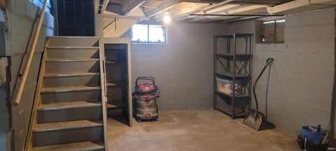 Tiny photo for 730 Jackson Street, Mishawaka, IN 46544 (MLS # 202627714)