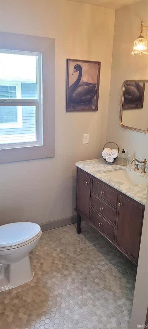 Tiny photo for 730 Jackson Street, Mishawaka, IN 46544 (MLS # 202627714)