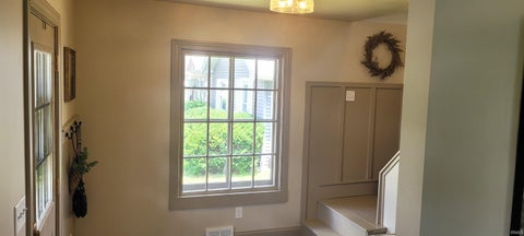 Tiny photo for 730 Jackson Street, Mishawaka, IN 46544 (MLS # 202627714)