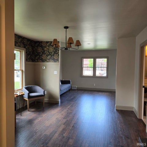 Tiny photo for 730 Jackson Street, Mishawaka, IN 46544 (MLS # 202627714)