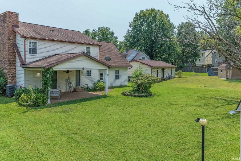Photo of 6416 E Mulberry Street, Evansville, IN 47715 (MLS # 202632472)