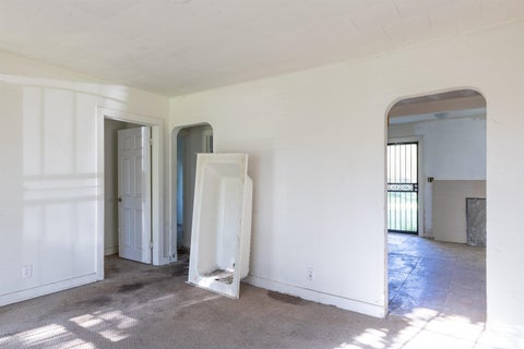 Tiny photo for 4818 Hanna Street, Fort Wayne, IN 46806 (MLS # 202636451)
