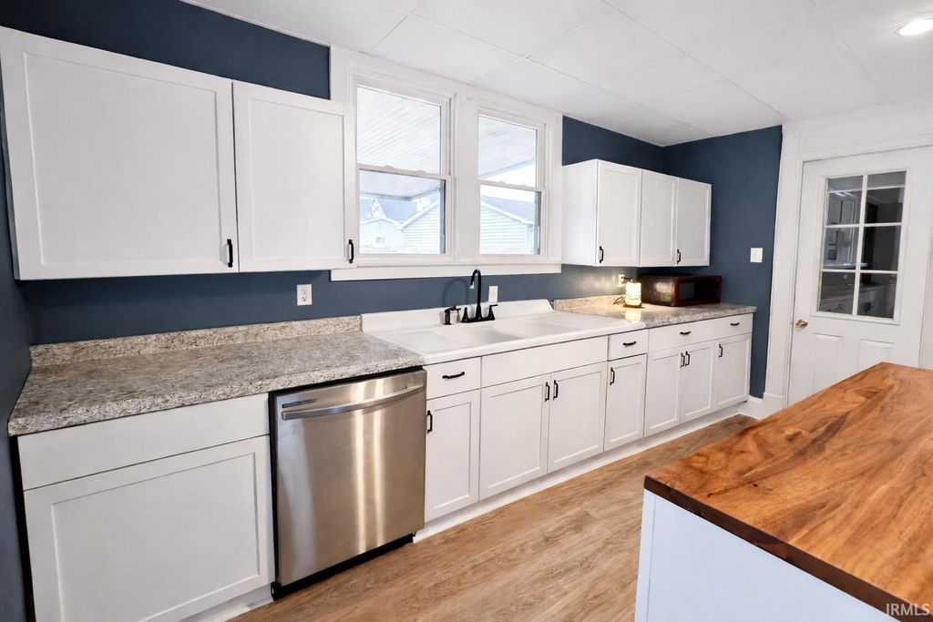 Photo of 614 N Hart Street, Princeton, IN 47670 (MLS # 202604717)