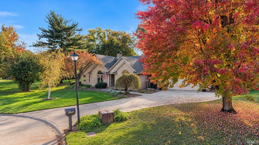 Photo of 21758 Hoosier Court, Bristol, IN 46507 (MLS # 202644136)
