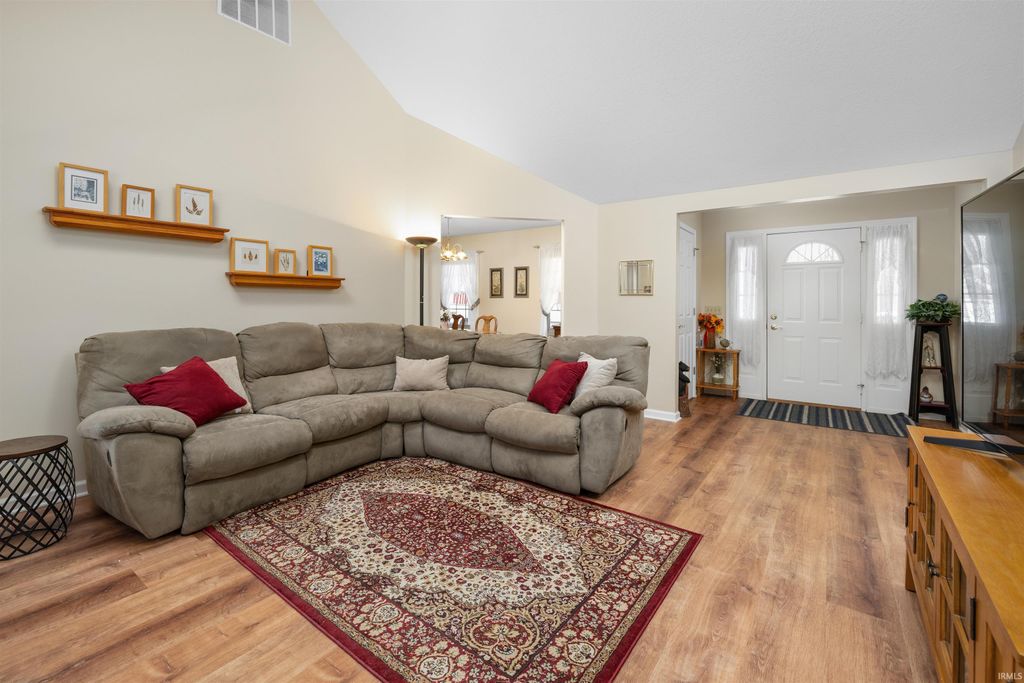 Photo of 5711 Beaver Run 57 Pass, Columbia City, IN 46725 (MLS # 202604137)