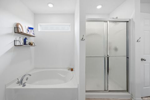 Tiny photo for 3278 Sand Walk Drive, Kokomo, IN 46902 (MLS # 202611308)