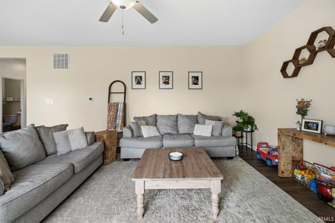 Tiny photo for 3278 Sand Walk Drive, Kokomo, IN 46902 (MLS # 202611308)