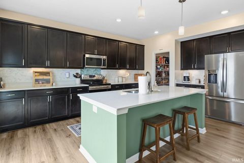 Tiny photo for 3278 Sand Walk Drive, Kokomo, IN 46902 (MLS # 202611308)