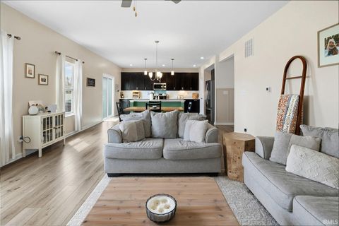 Tiny photo for 3278 Sand Walk Drive, Kokomo, IN 46902 (MLS # 202611308)