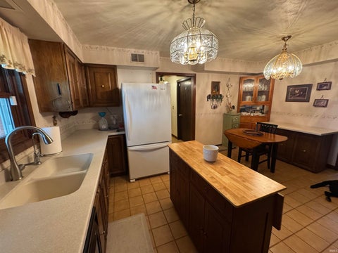 Tiny photo for 2158 E 400 N, Kokomo, IN 46901 (MLS # 202633969)