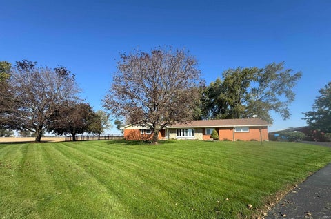 Photo of 2158 E 400 N, Kokomo, IN 46901 (MLS # 202633969)