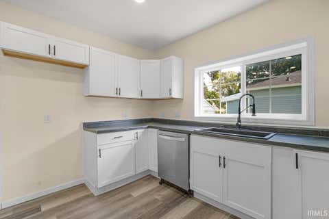 Tiny photo for 1232 N UNION Street, Kokomo, IN 46901 (MLS # 202631595)