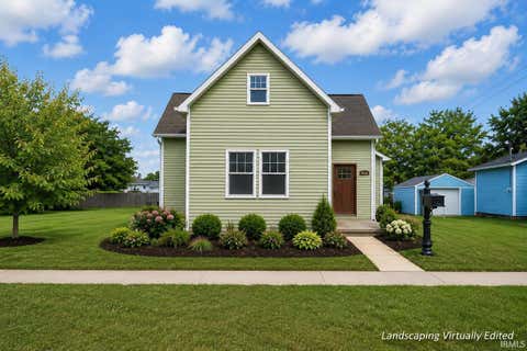 Photo of 1232 N UNION Street, Kokomo, IN 46901 (MLS # 202631595)