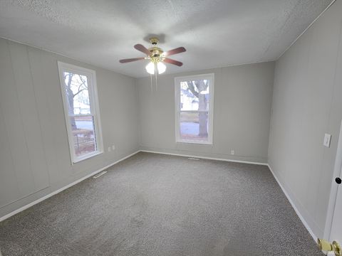 Tiny photo for 732 S Market Street, Kokomo, IN 46901 (MLS # 202608214)
