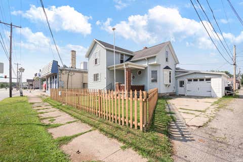 Tiny photo for 6 N Benton Street, Peru, IN 46970 (MLS # 202630742)